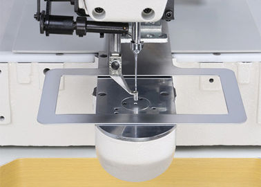 máquina de coser controlada por ordenador de 130 * de 60m m para el modelo industrial de las mercancías de cuero proveedor