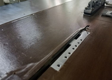 Máquina de costura del sujetador neumático, máquina industrial de Coverstitch de la capacidad doble proveedor