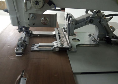 Máquina de coser grande blanca para la ropa interior, bragas del sujetador de las señoras que hacen la máquina proveedor