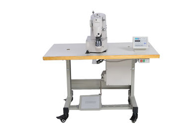 Máquina de coser industrial de Tacker de la barra apretada de Zig Zag repetida hacia adelante y hacia atrás encima proveedor
