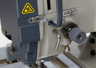 Eficacia alta extensible fuerte automatizada Digitaces de la máquina de coser programada proveedor
