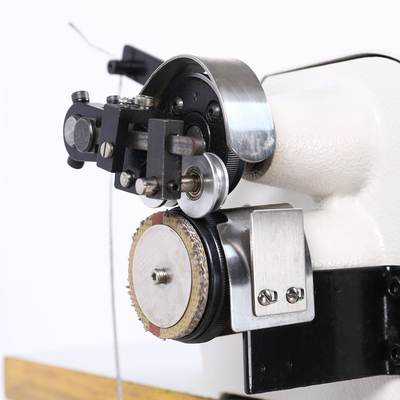 Máquina suave del ajuste del bolso de la máquina que quita las rebabas del equipaje proveedor